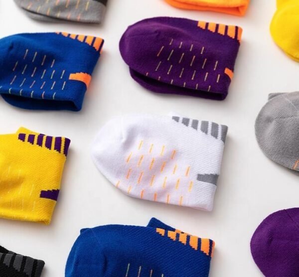 Hf5a8d1d7ff4c4ed7b3b436efa18ede32e.jpg Low Cut Breathable Wicking Running Athletic ramdom colour