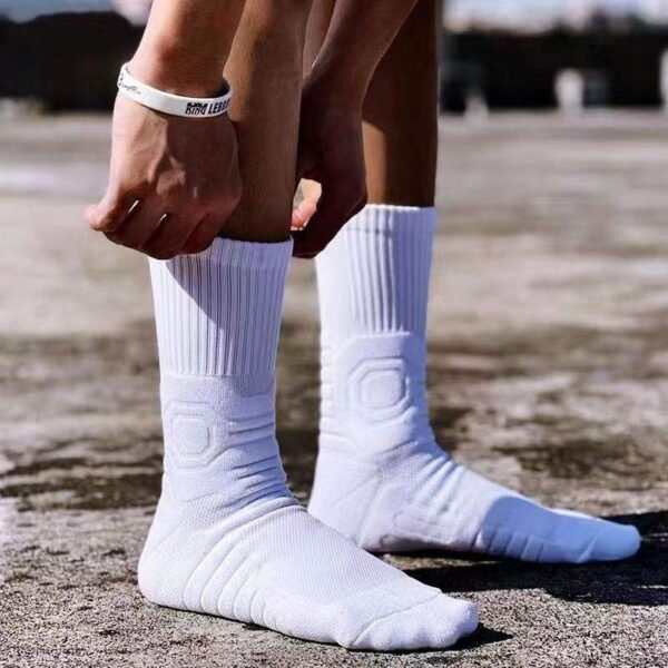 Professional Practical Quilted Basketball Athletic Socks